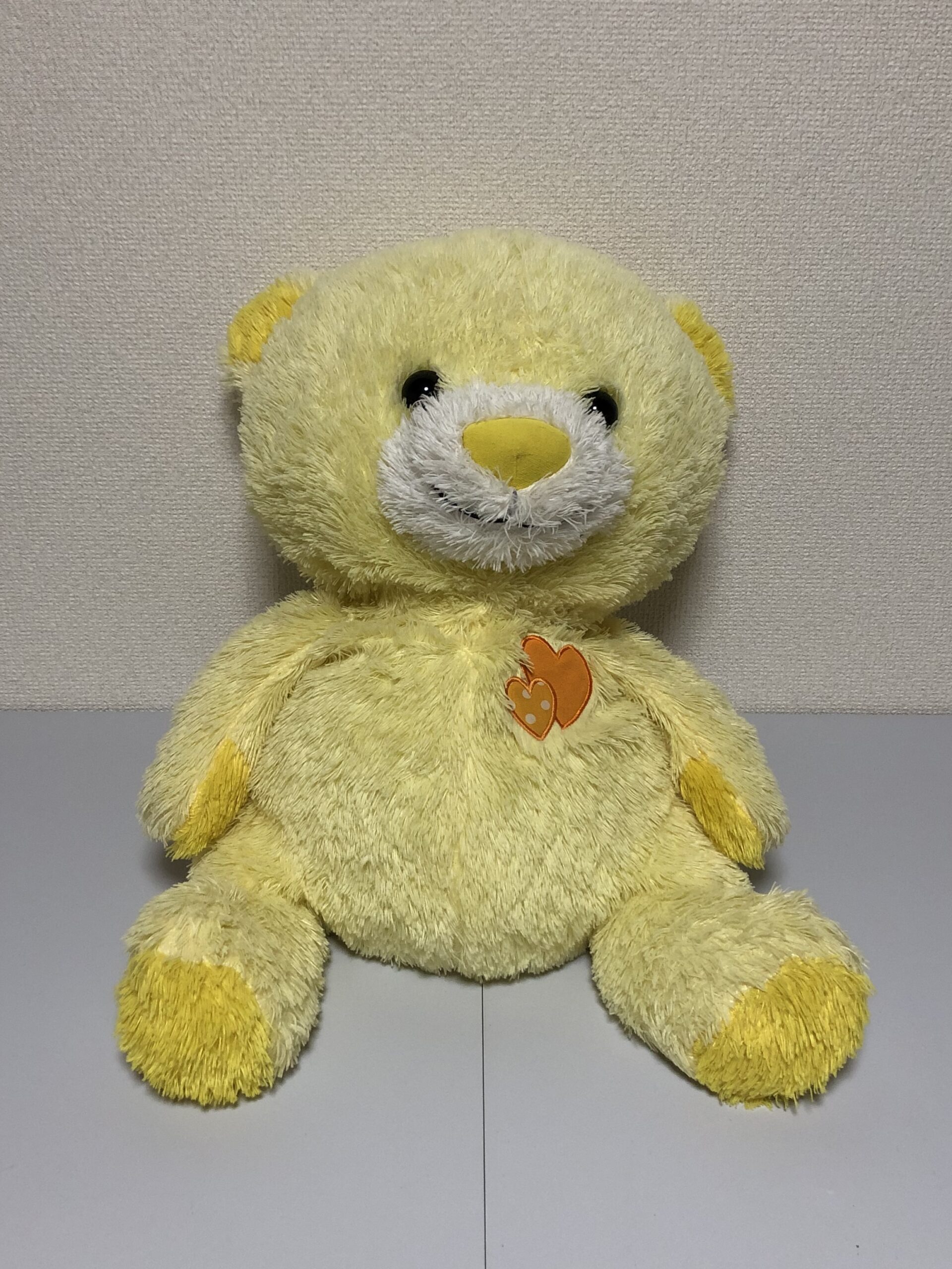 ダイアンぬいぐるみ診療所にやってきた、ビタミンカラーが爽やかな